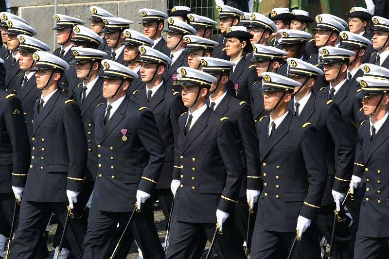 Les l ves Officiers De L ENSM D fileront Sur Les Champs Elys es Mer 