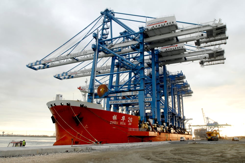 Fos 2XL : Arrivée des deux premiers portiques du Terminal de la ...