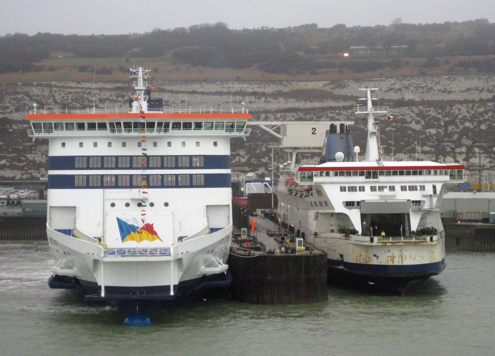 Calais Douvres Première rotation commerciale pour le Spirit of Britain Mer et Marine