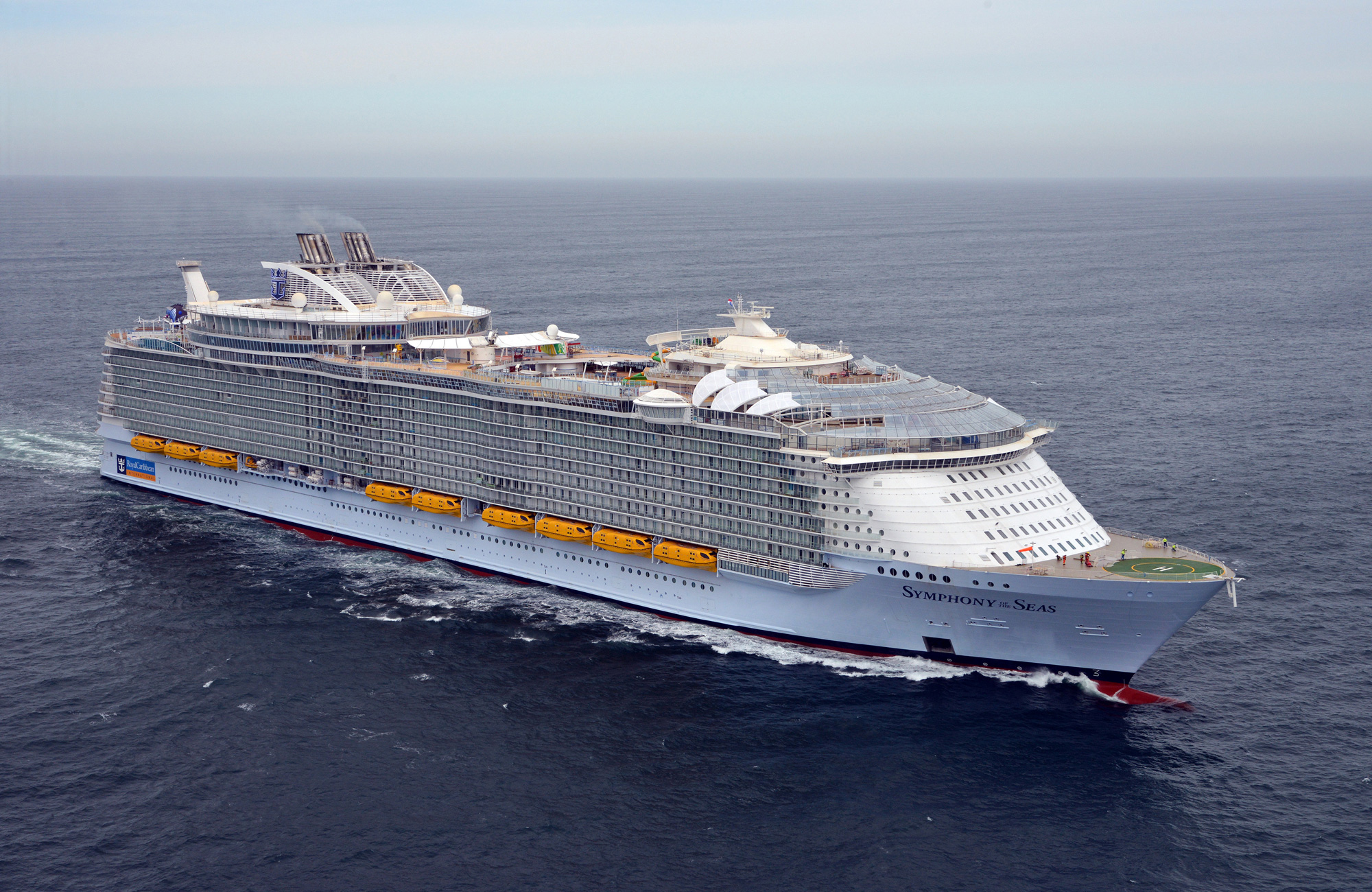 Le Symphony of the Seas repartira en essais avant sa livraison Mer et