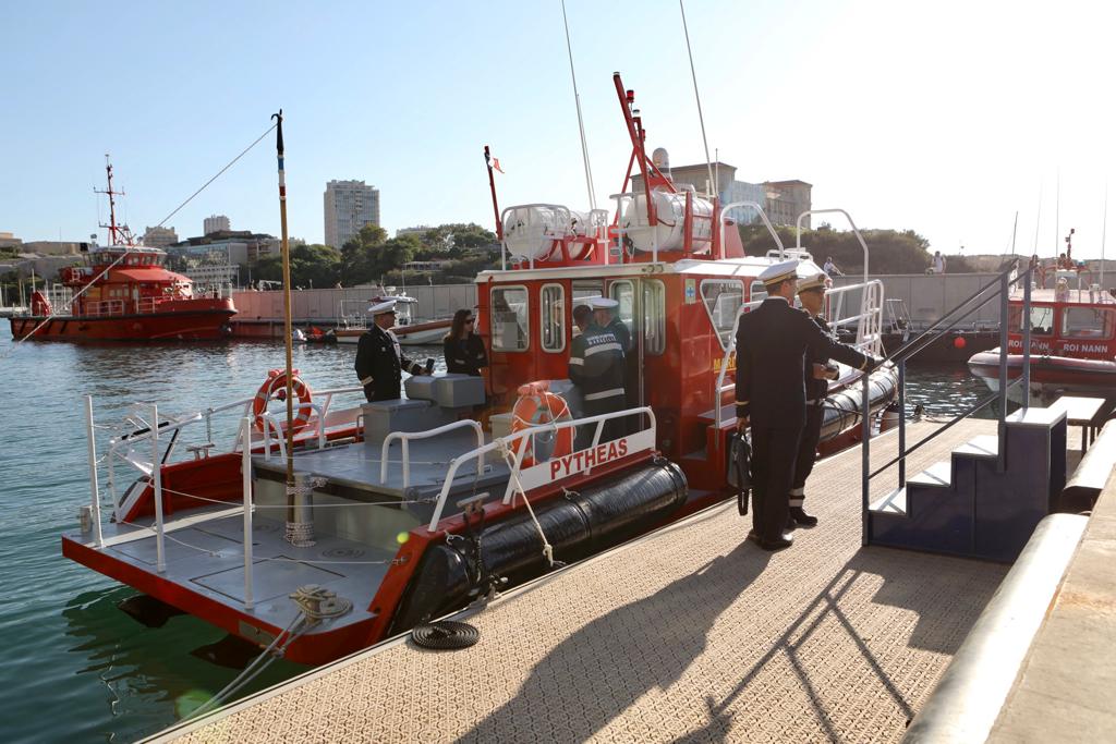 Marseille un nouveau bateau pour le bataillon des marinspompiers Mer et Marine Marseille un nouveau bateau pour le bataillon des marinspompiers Mer et Marine