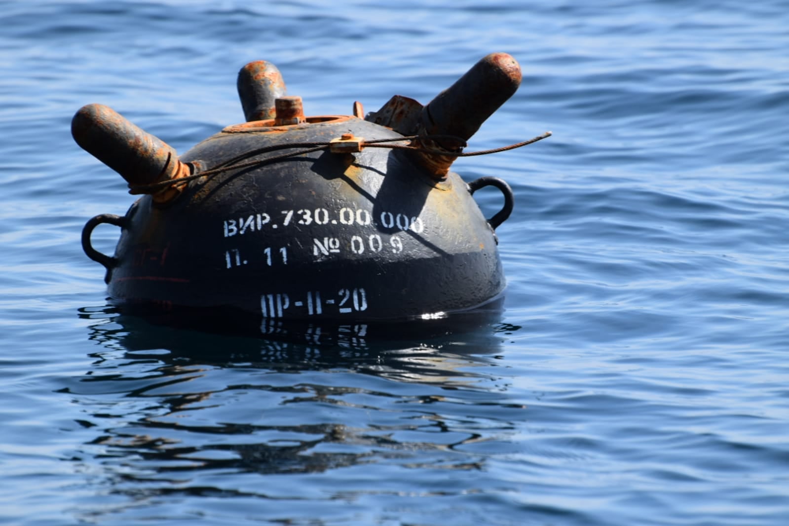 D’inquiétantes mines dérivantes en mer Noire Mer et Marine