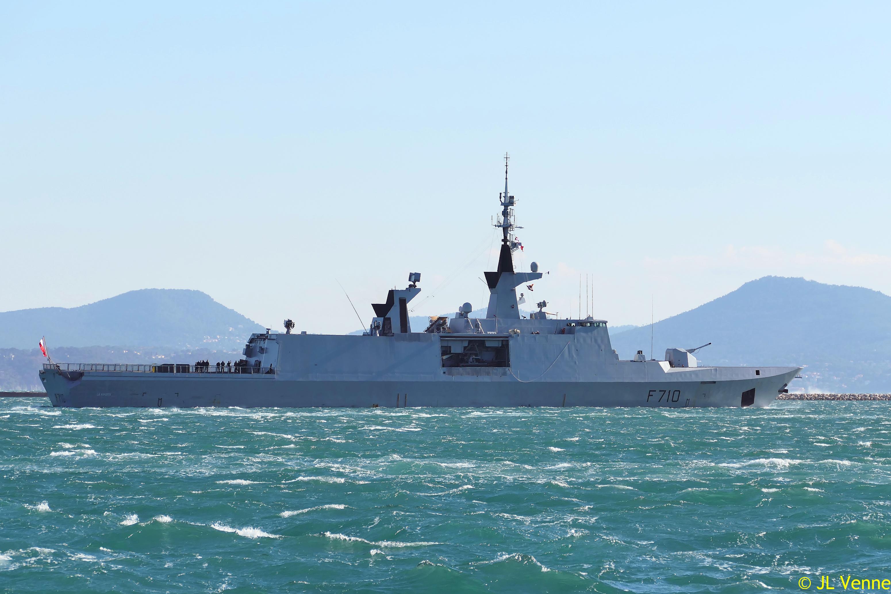 Il y a 30 ans, la Marine nationale prenait en main la frégate La ...