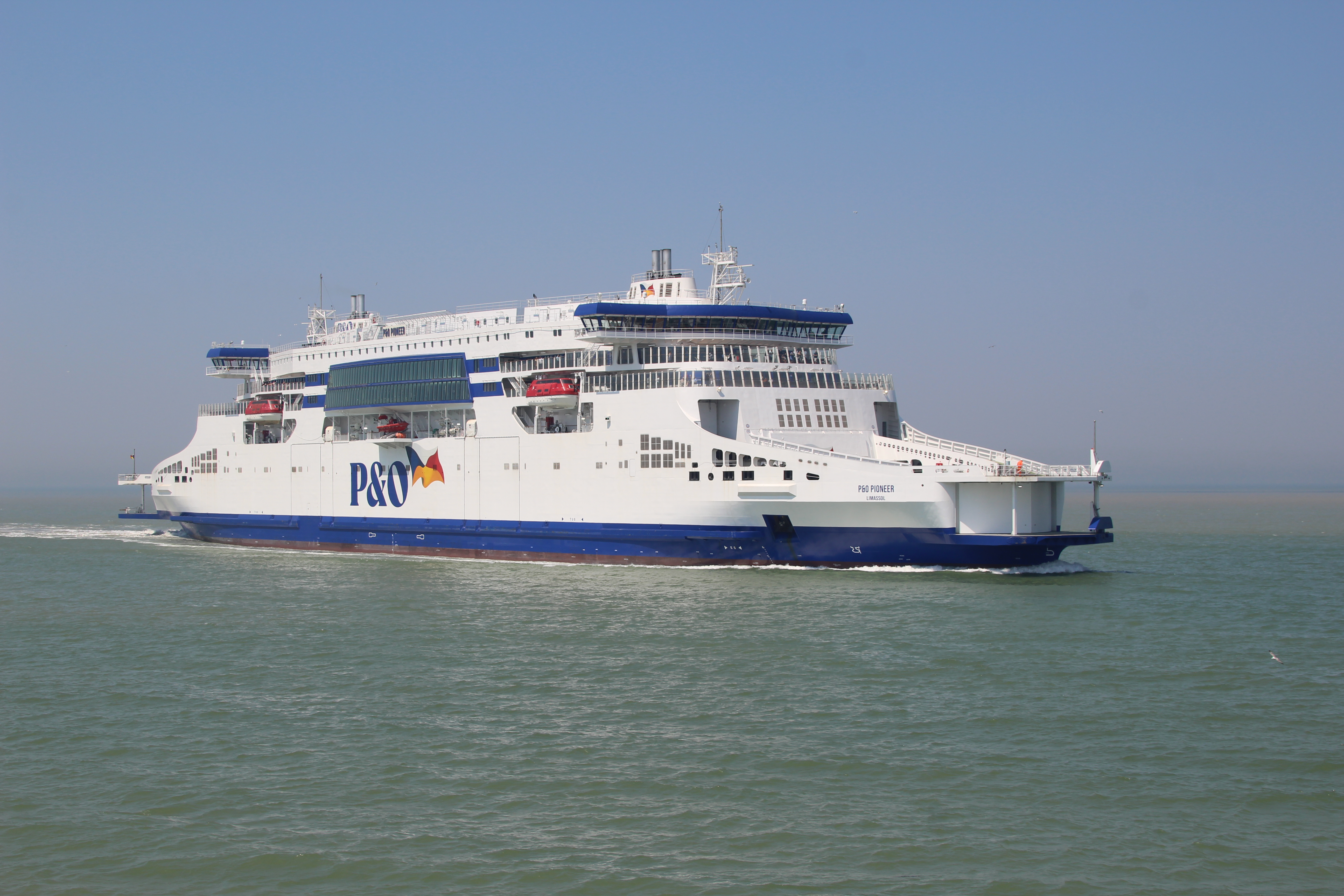 Le ferry P&O Pioneer va entrer en service la semaine prochaine dans le ...