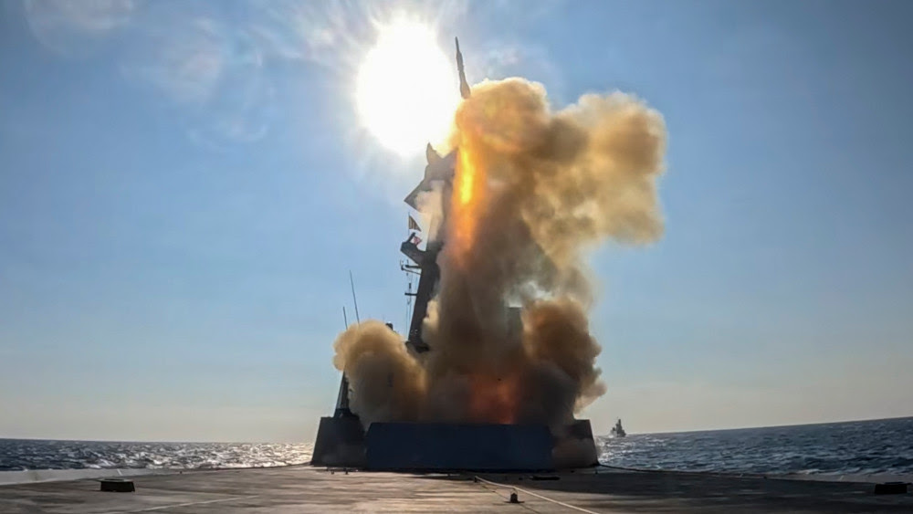 https://assets.meretmarine.com/s3fs-public/images/2025-10/unnamed_17.jpg