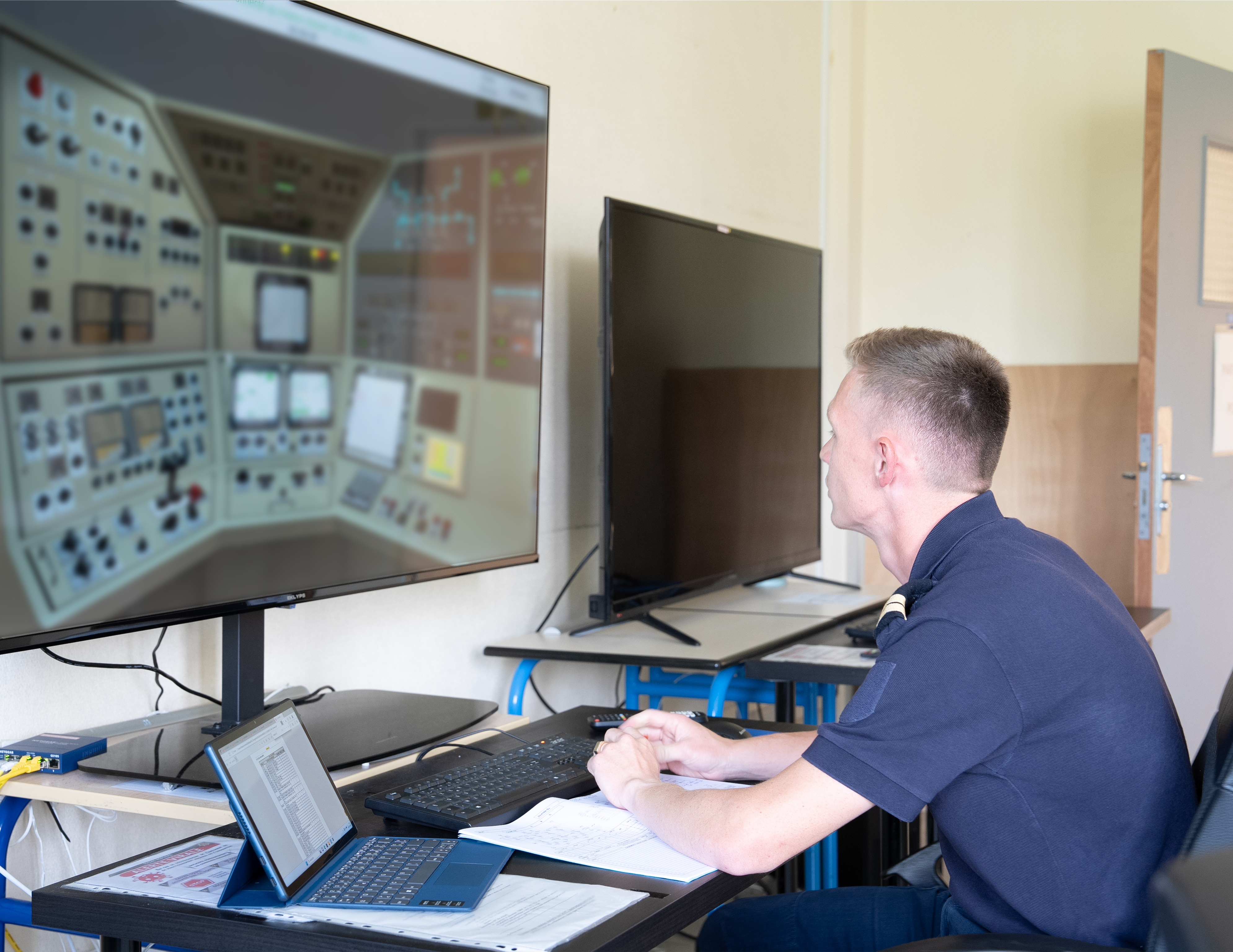 French Navy Submarine Schools: ENSM Brest and Toulon’s Training Programs