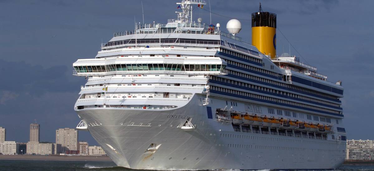 28192 costa magica havre