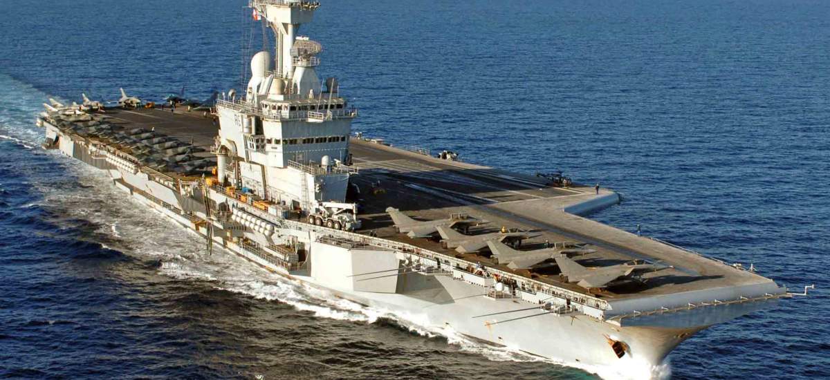 Les porte-avions Bretagne, Richelieu puis Charles de Gaulle | Mer et Marine