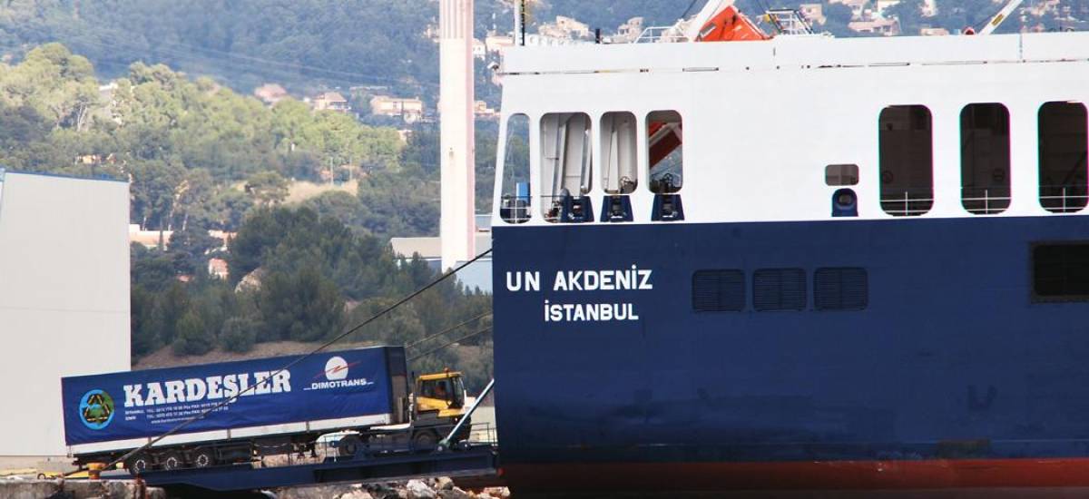 30658 un roro toulon roulier un akdeniz