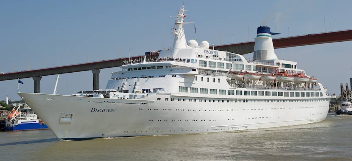 33680 discovery love boat