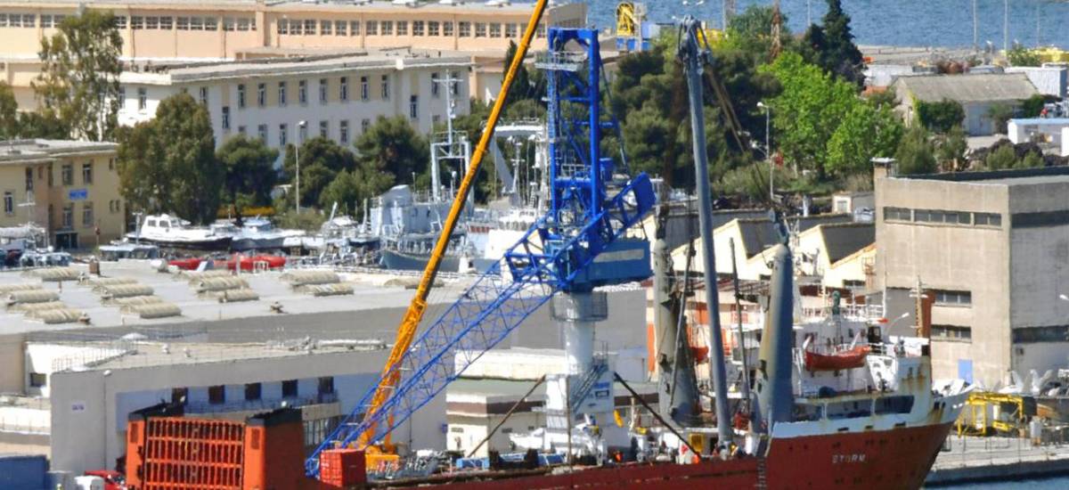 44818 toulon grue dcns