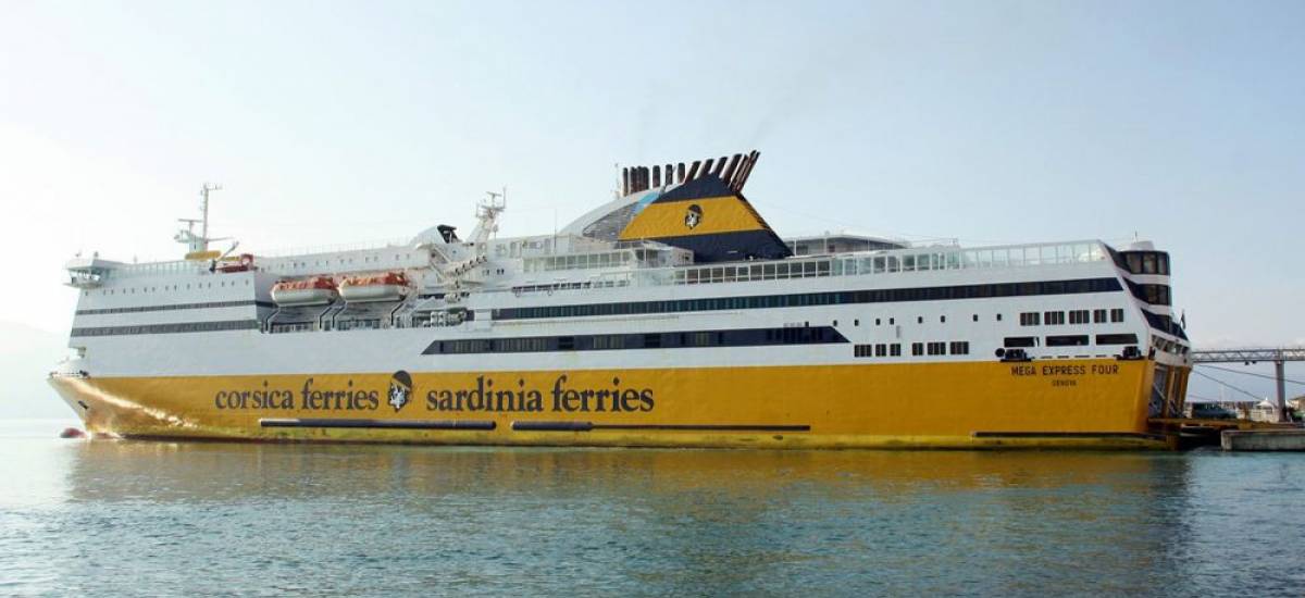 81417 corsica ferries mega express four
