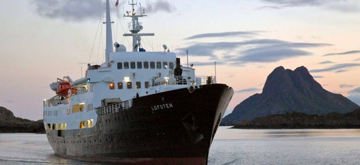 83487 hurtigruten lofoten