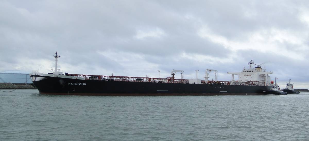 207195 petrolier patriotic CIM
