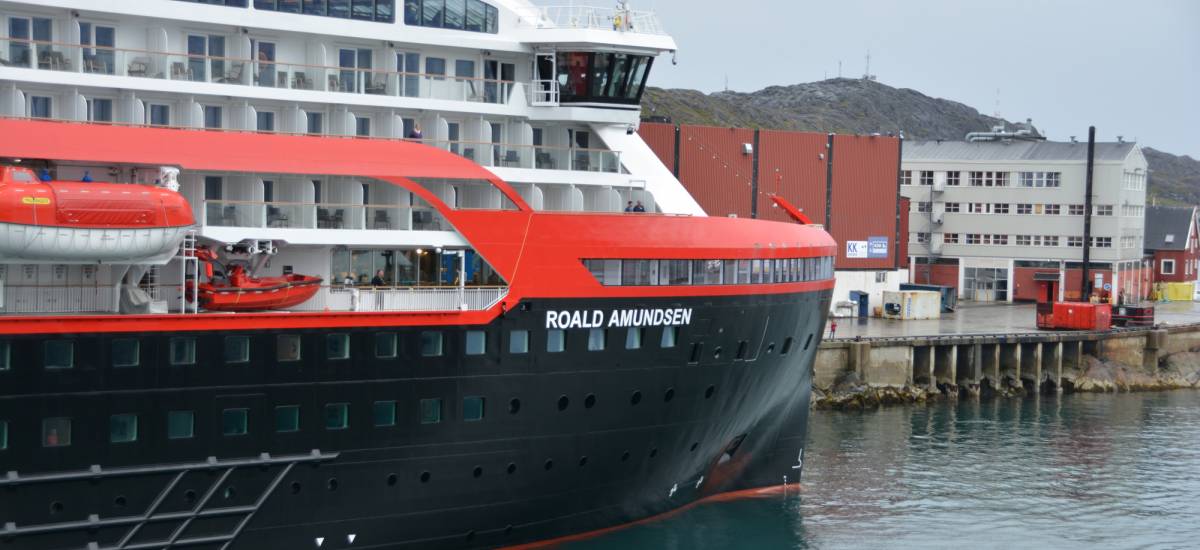 215257 hurtigruten amundsen