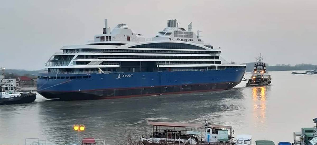 224948 ponant charcot