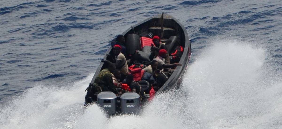 237889 pirates golfe de guinee