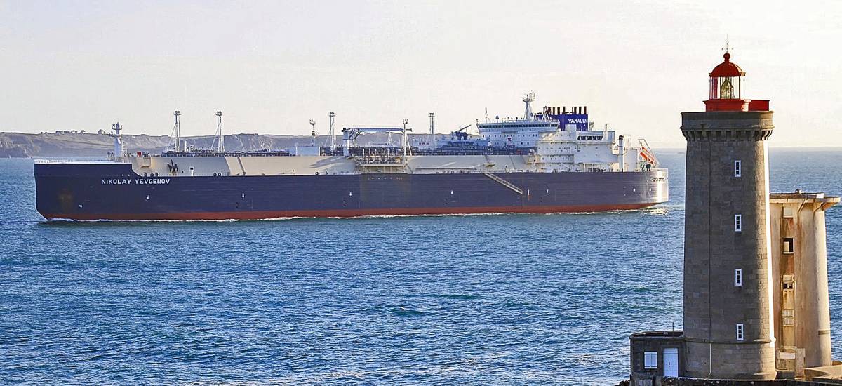 246541 methanier brise-glace yamal arc7 Nikolay Yevgenov