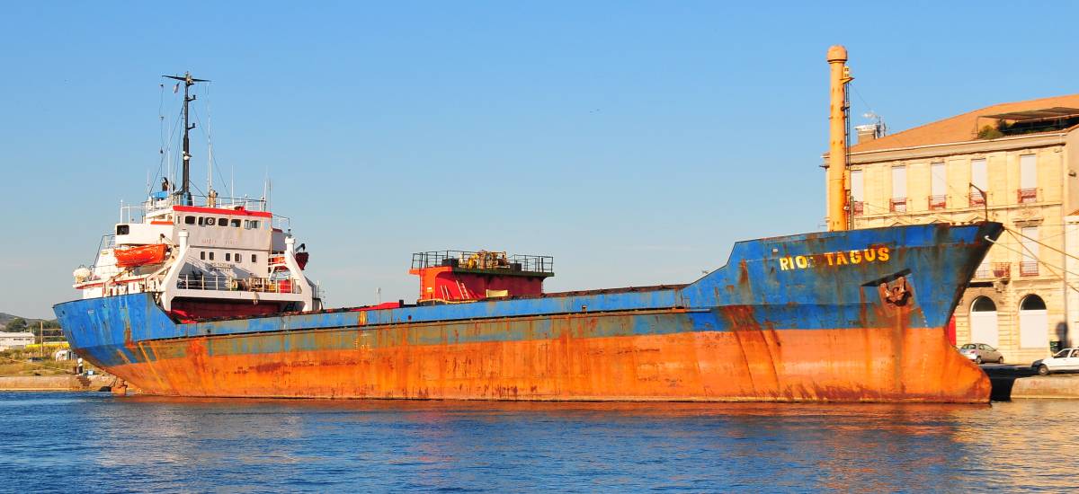 255223 rio tagus sete 2011