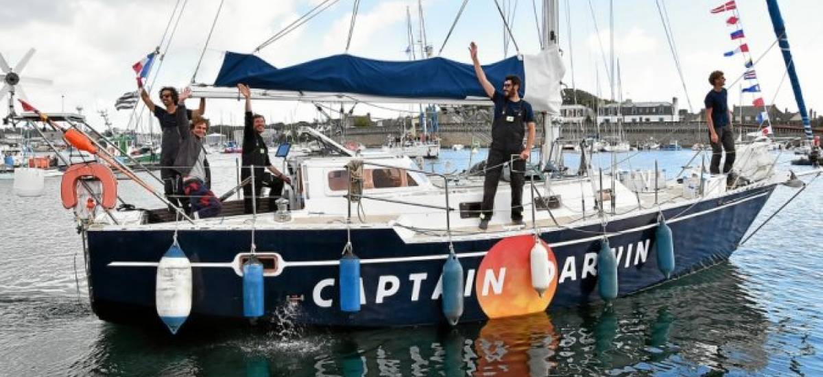 262765 Captain Darwin