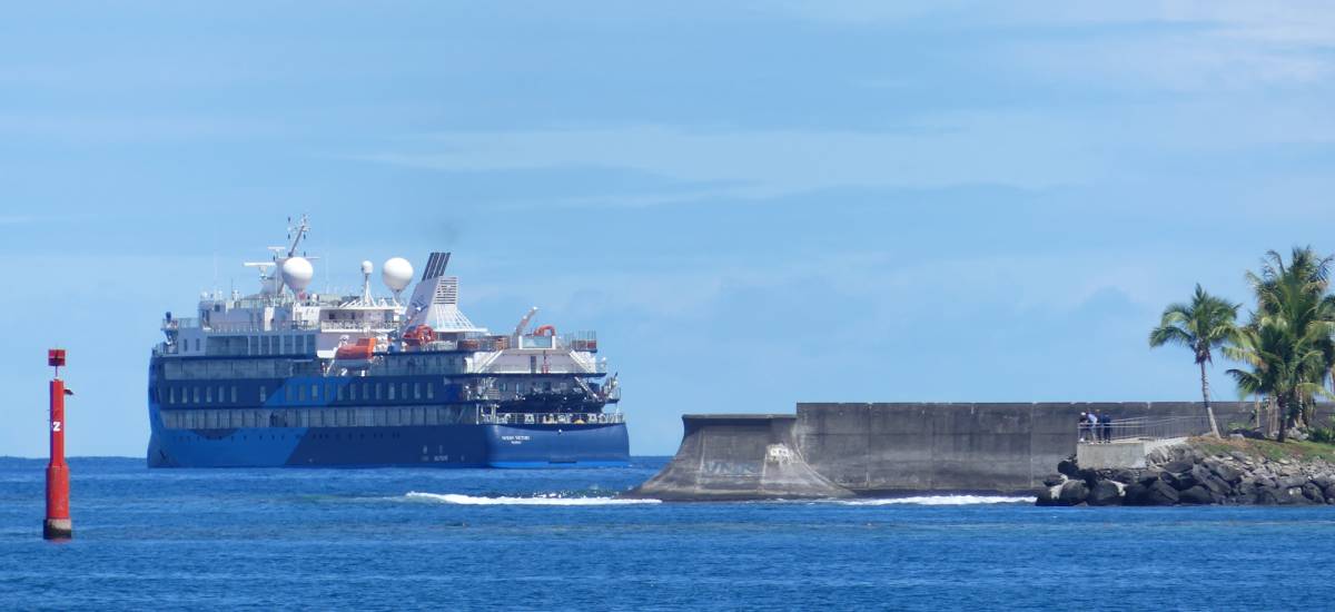 267316 polynésie tahiti papeete ocean victory