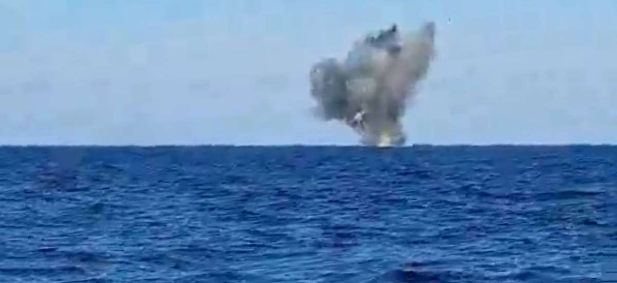 La marine roumaine détruit un drone de surface à la dérive en mer Noire ...