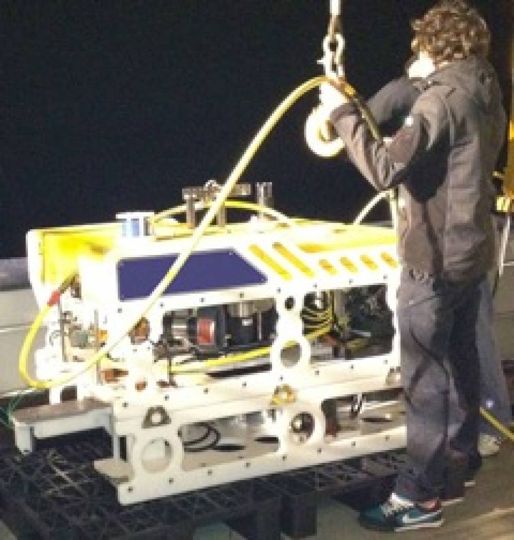Un ROV compact pour explorer les grands fonds | Mer et Marine