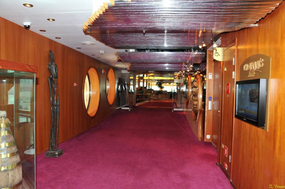 66384 grandeur of the seas