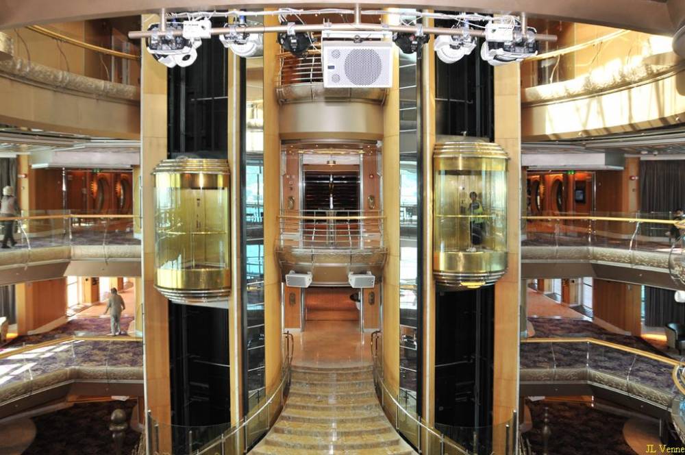 66400 grandeur of the seas
