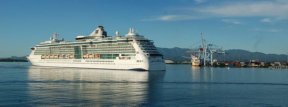 67180 guadeloupe port