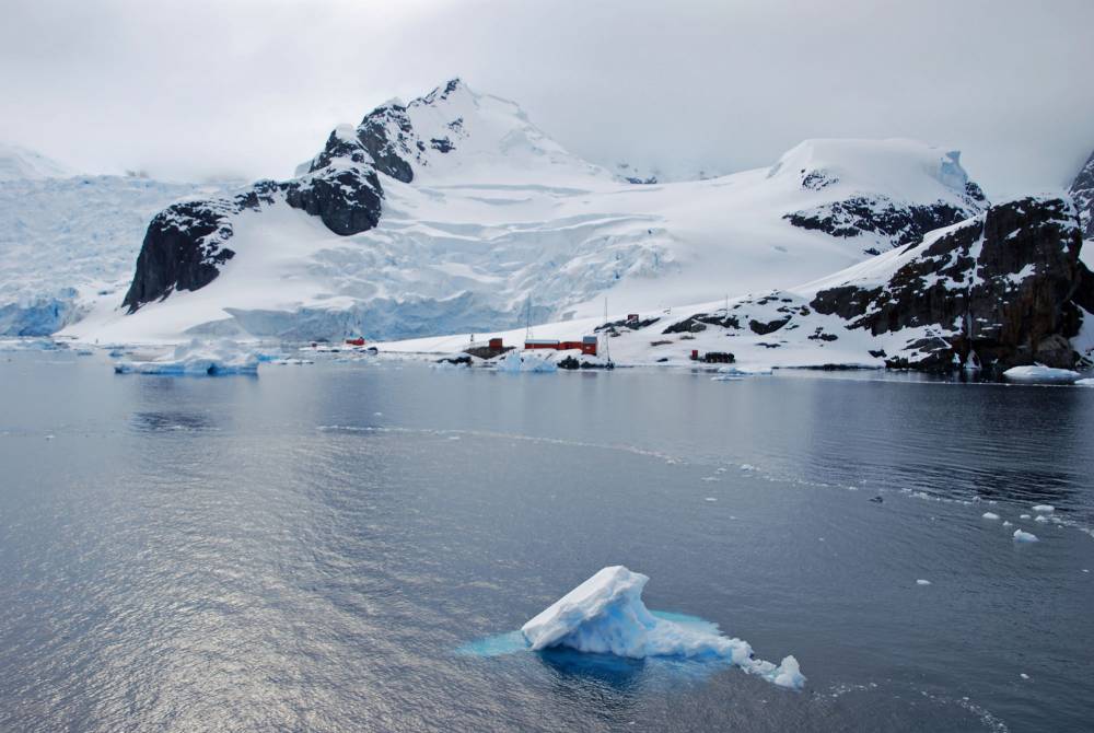 69329 antarctique