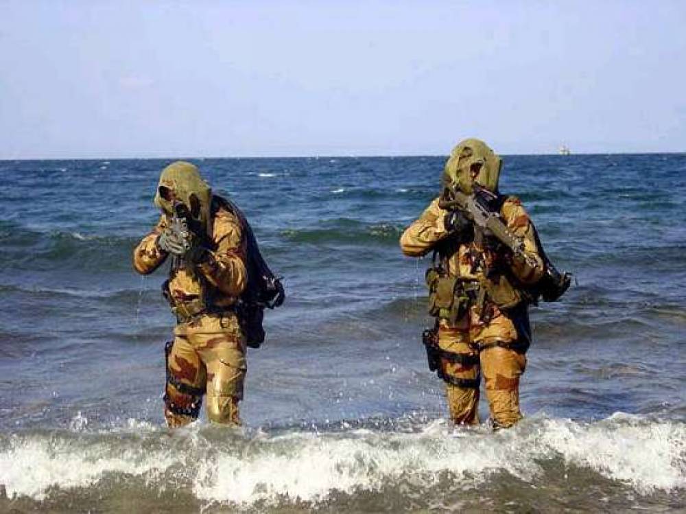 70246 commandos