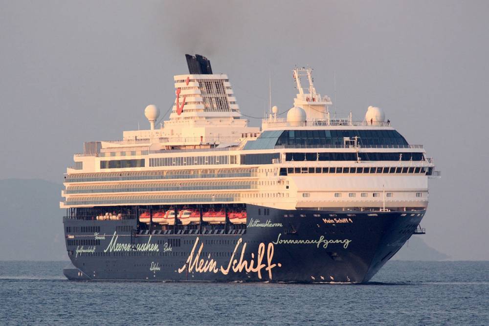 70592 tui cruises mein schiffe 1