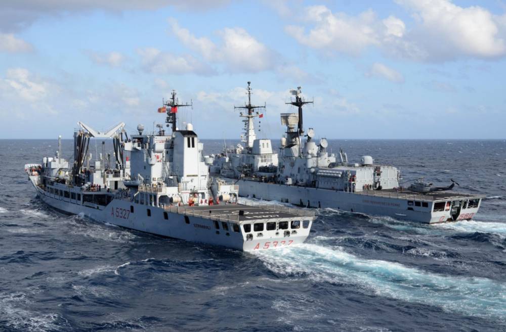 72080 marina militare ravitaille stromboli durand de la penne