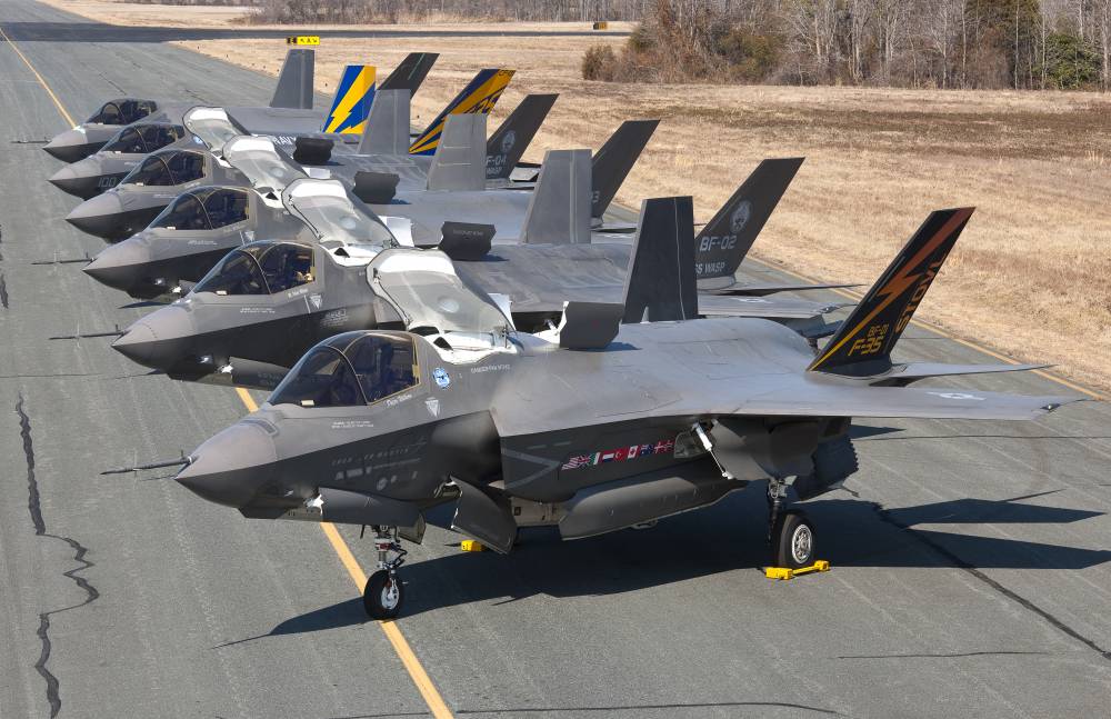 72098 f-35