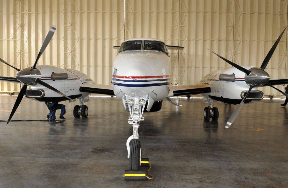 76942 beechcraft douane