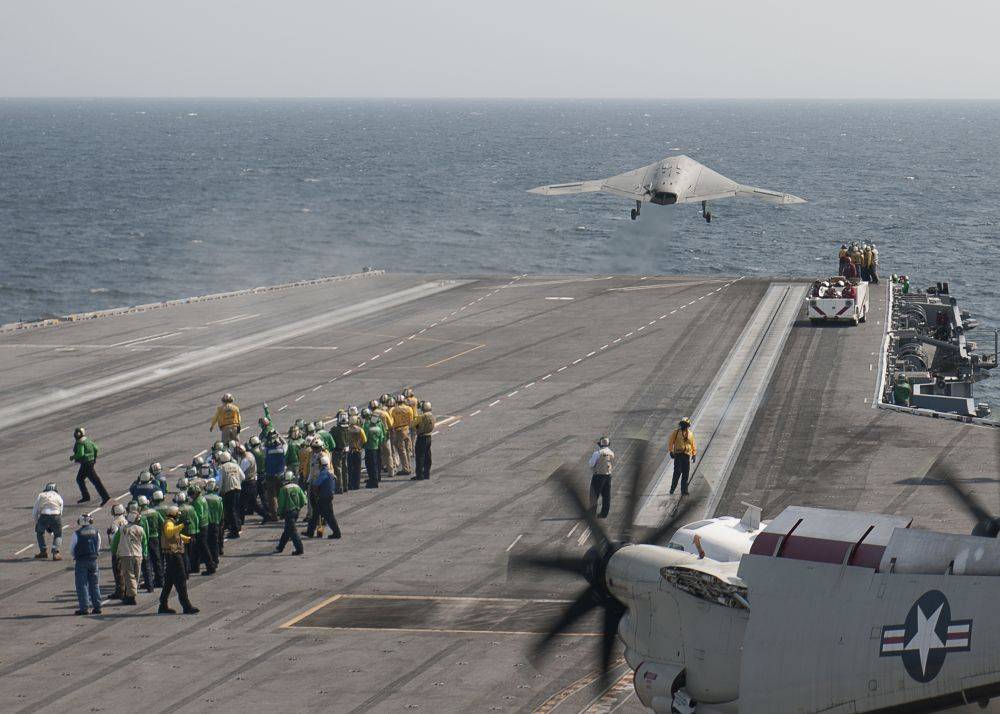 77117 us navy x-47b drone