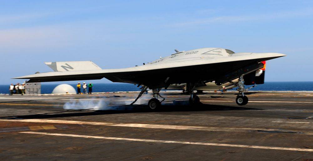 77118 us navy x-47b drone