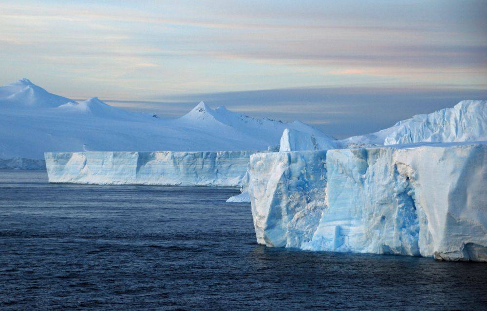 77545 iceberg