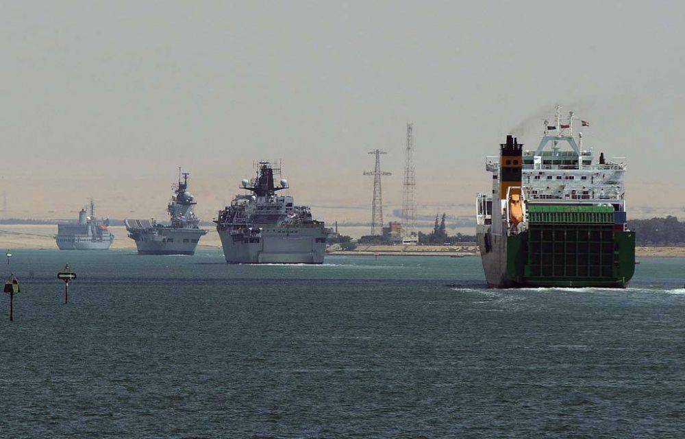 78663 royal navy suez cougar