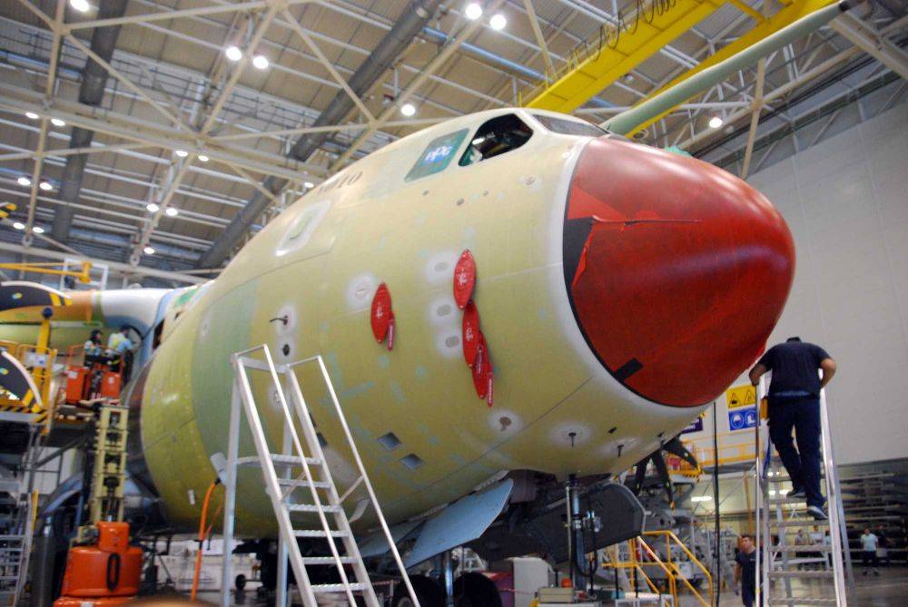 79778 a400m