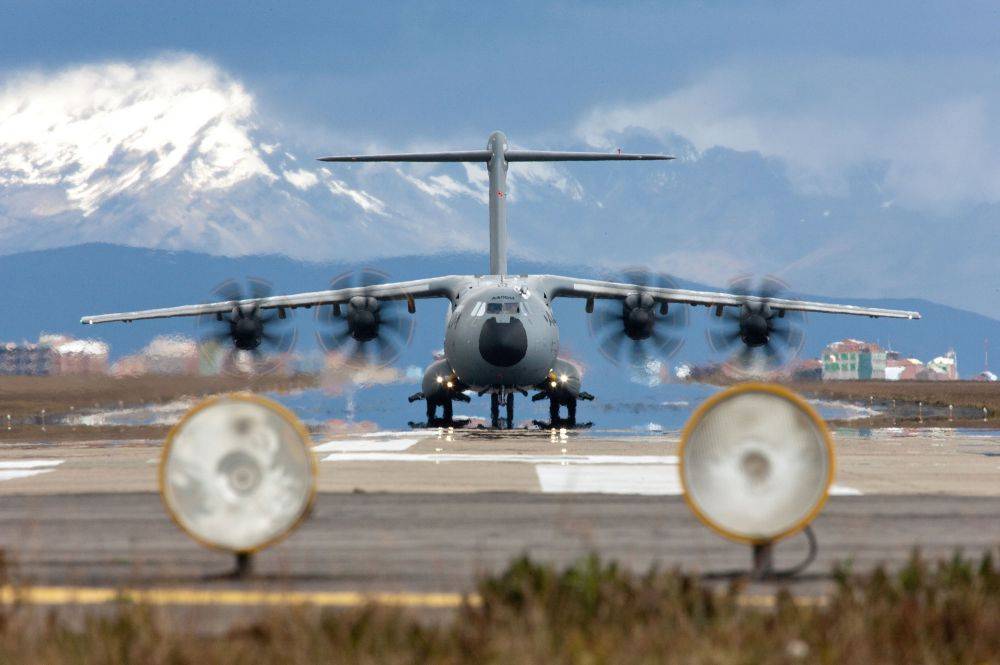 79821 a400m