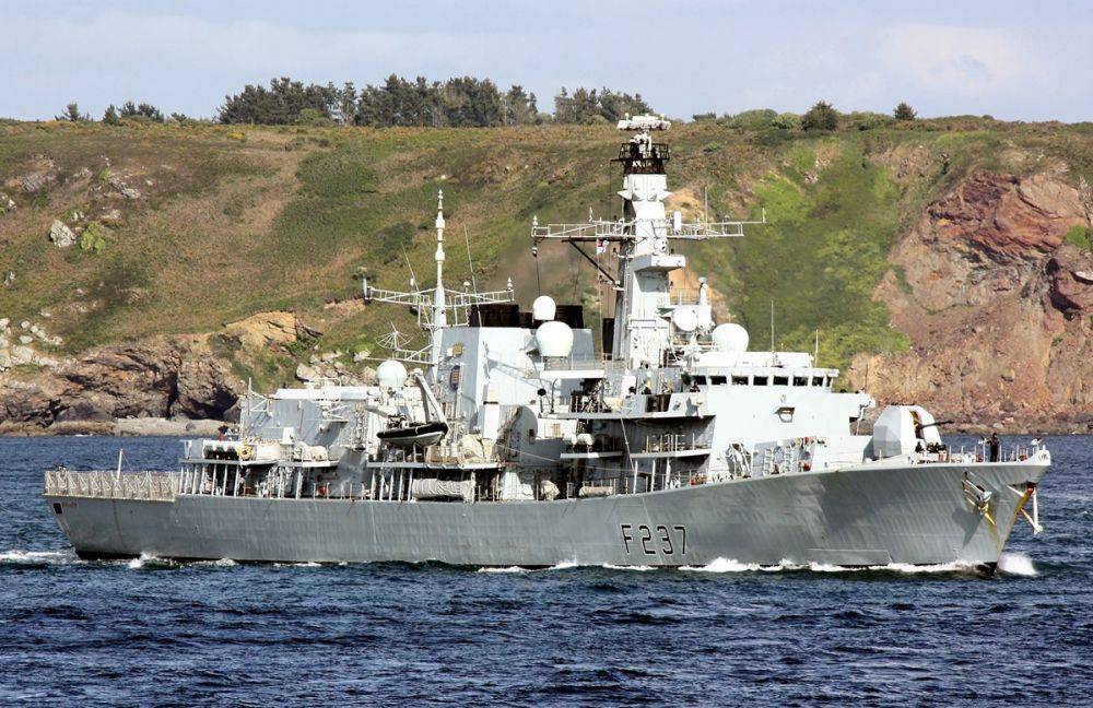 81358 royal navy type 23 westminster