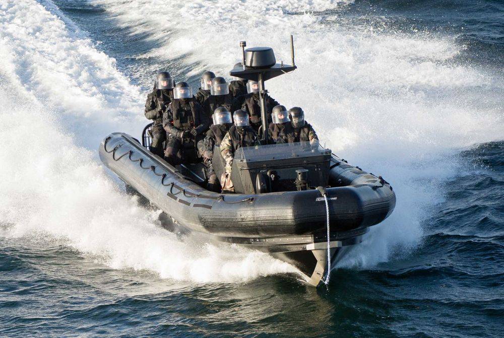 83296 ecume commando