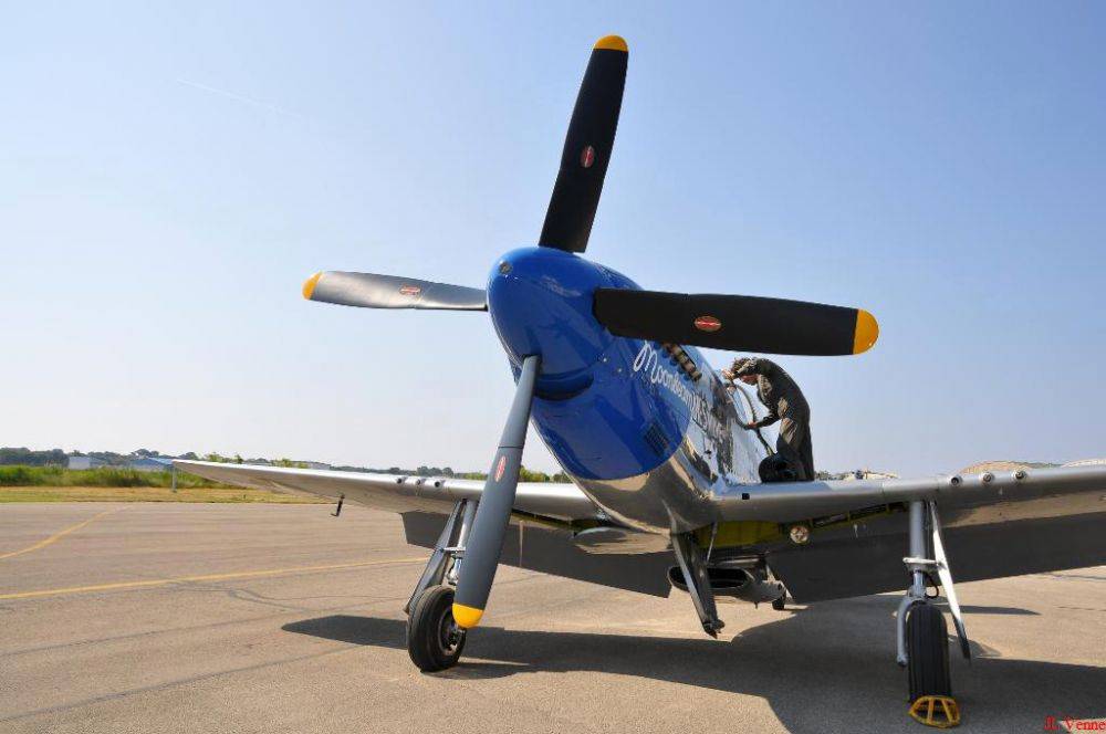 88445 mustang p-51
