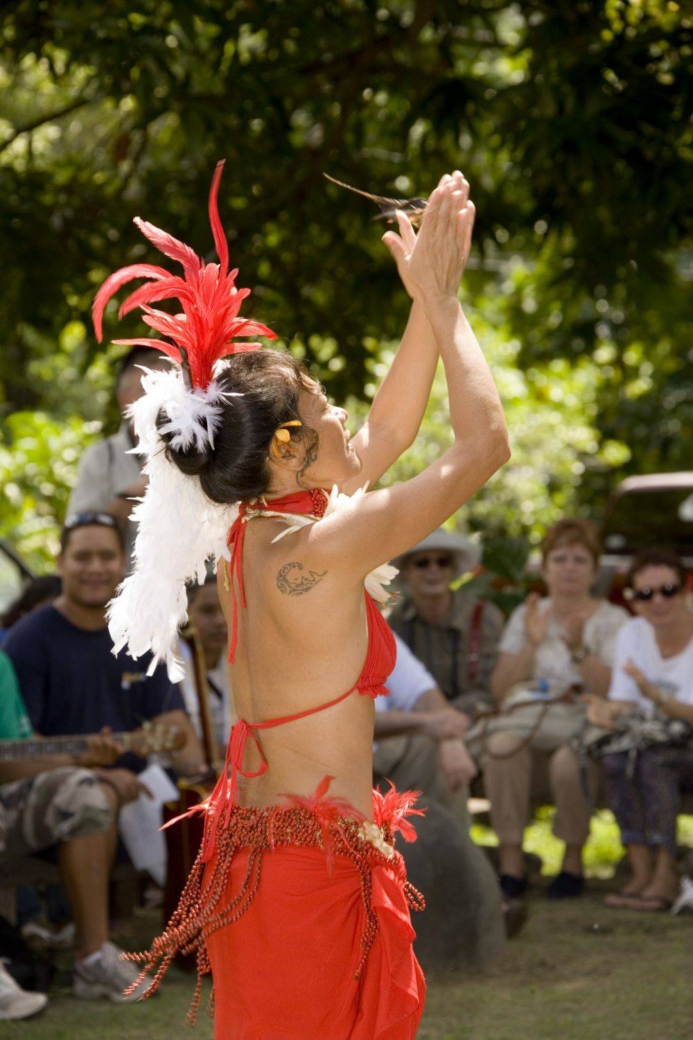 100442 aranui 5