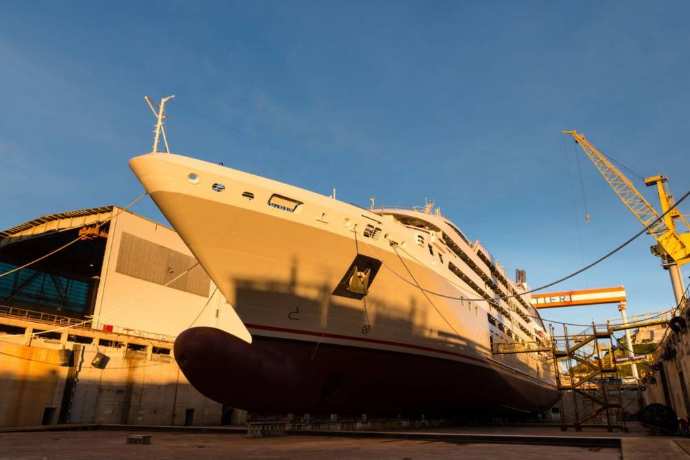 104467 lyrial ponant