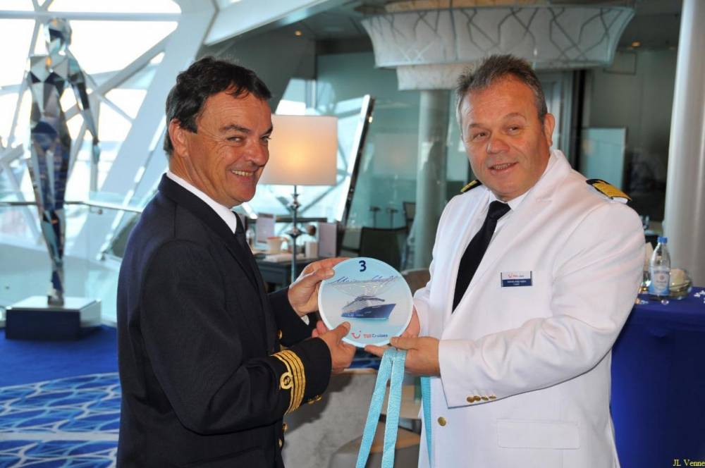 105362 mein schiff 3 toulon