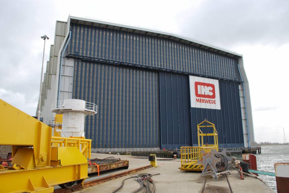 105011 IHC Merwerde