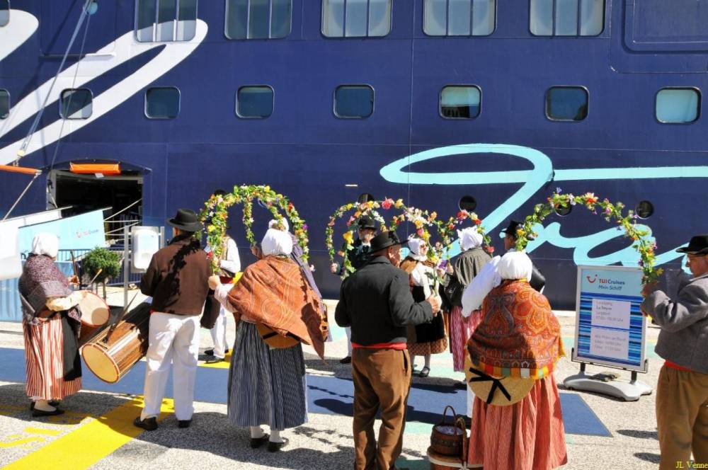 106679 mein schiff 1